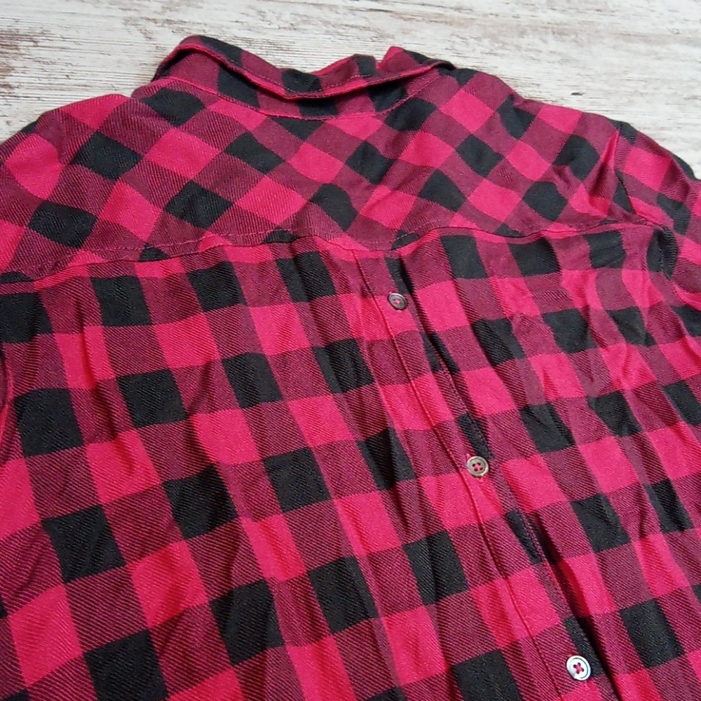 Intro Pink And Gray Flannel Tunic Button Down Top - image 8